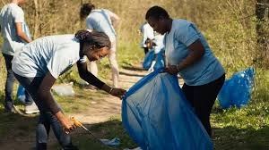 women picking waste 2 women picking waste 2